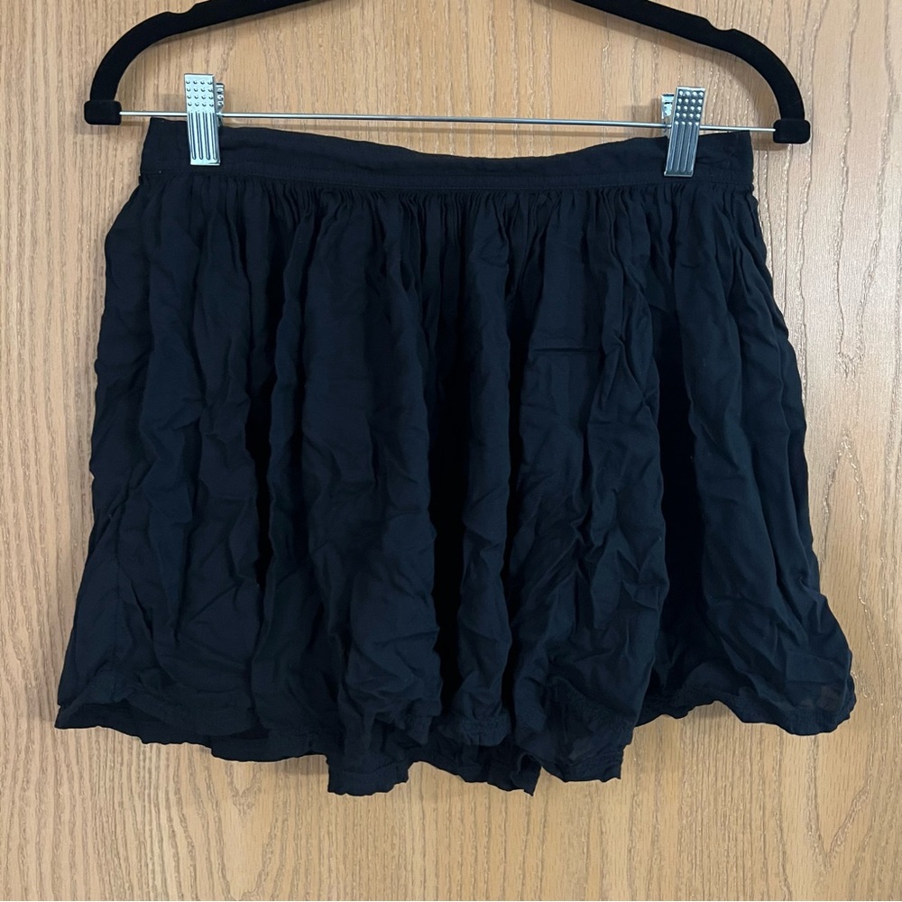 American Eagle Outfitters Black Bubble Mini Skirt